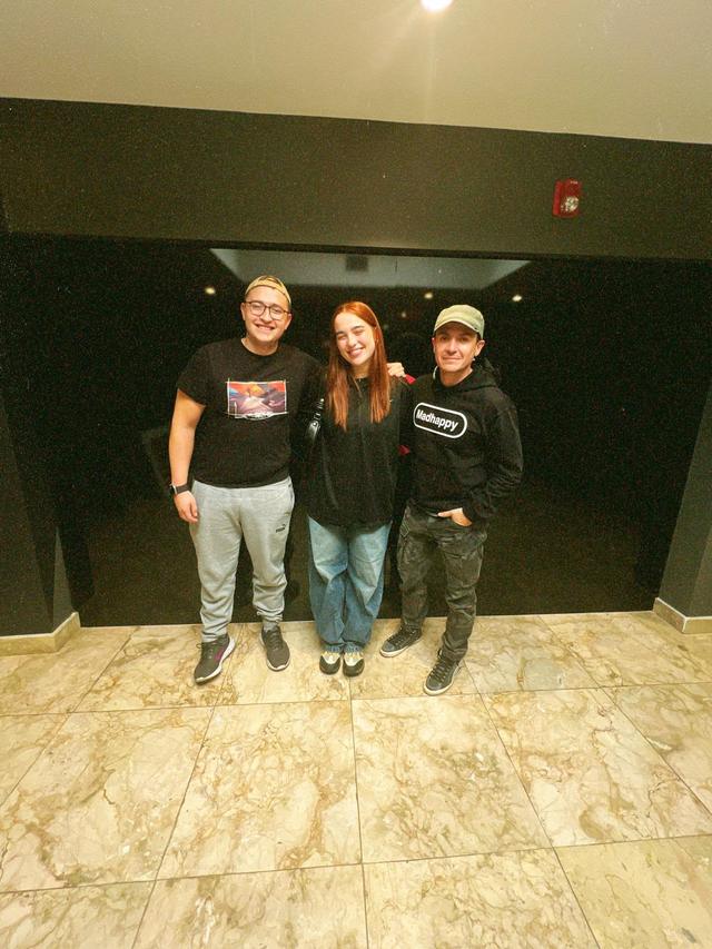 Na'vi con artistas y colegas